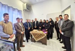 مراسم تقدیر از مددکاران توسط تیم مدیریتی بیمارستان