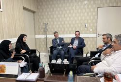 بازدید نمایندگان معاونت‌های بهداشت و درمان از روند استقرار فرآیندهای نظام ارجاع و پزشک خانواده در بیمارستان شهید هاشمی‌نژاد